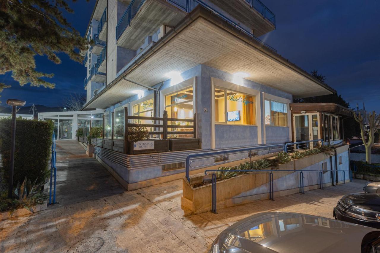 Hotel Azzurro LʼAquila Buitenkant foto
