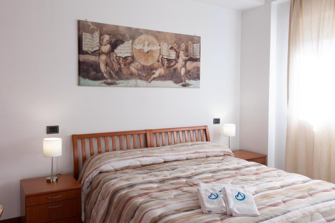 Hotel Azzurro LʼAquila Buitenkant foto